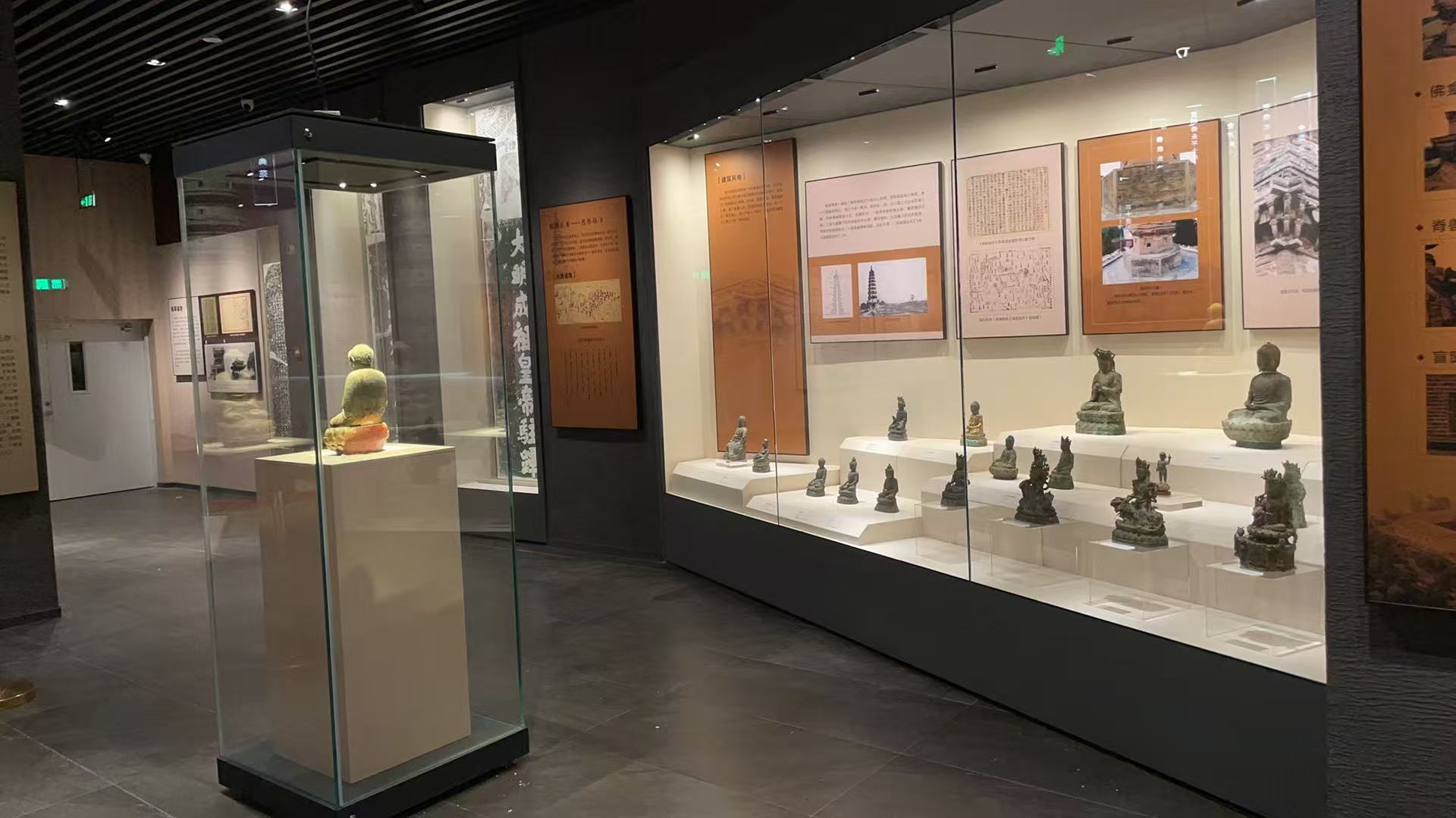 1759128026114510.jpg 1759128026114510.jpg