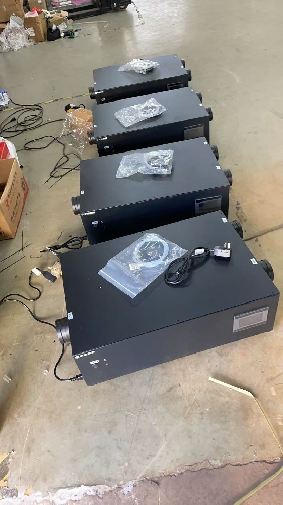 1762756535191094.jpg 1762756535191094.jpg